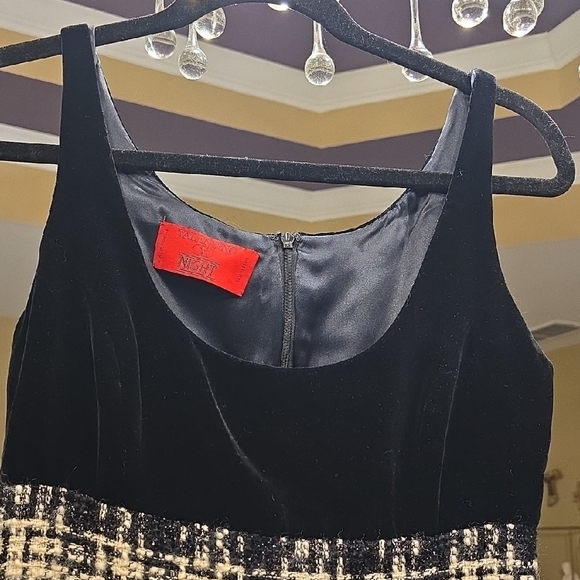 Valentino Virgin Wool Black and Cream Tweed Mini Dress. Vintage Night. - Picture 3 of 16